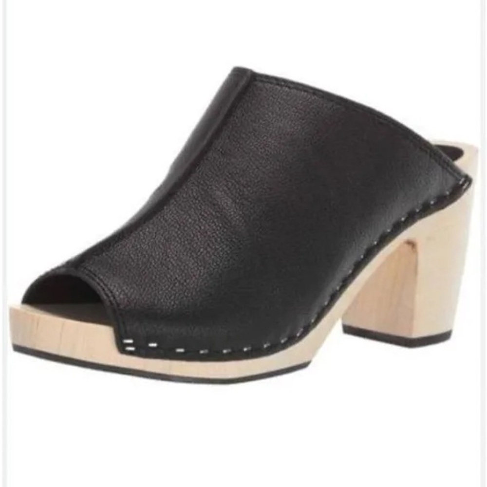 SOLD — Kelsi Dagger Boulder Black Clogs